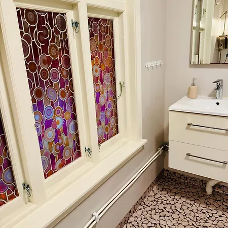 Cozy Studio, Close To Down Town